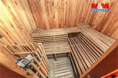 Prodej rodinného domu, 217 m² 14