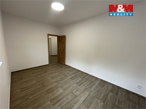 Pronájem kanceláře, 74 m² 8