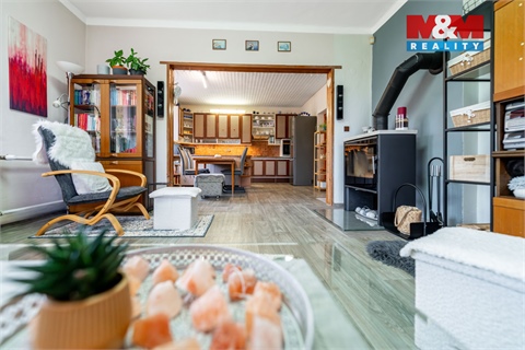 Prodej rodinného domu, 375 m² 4