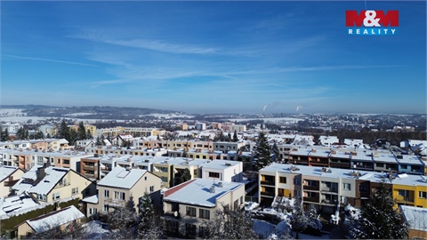 Prodej rodinného domu, 375 m² 8