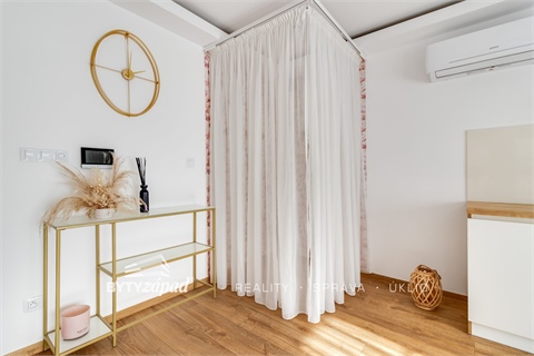 Prodej obchodních prostor, 72 m² - 8