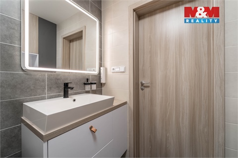 Prodej bytu 1kk, 32 m² - 12