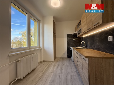 Pronájem bytu 2+1, 56 m² 2