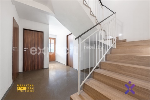 Prodej rodinného domu, 205 m² - 12