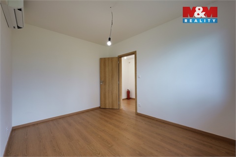 Prodej rodinného domu, 73 m² - 14