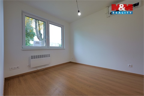 Prodej rodinného domu, 73 m² - 12