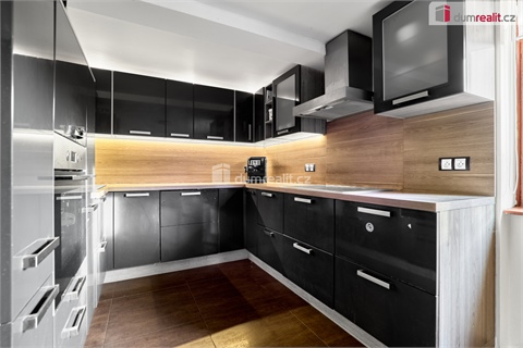 Prodej rodinného domu, 143 m² - 6