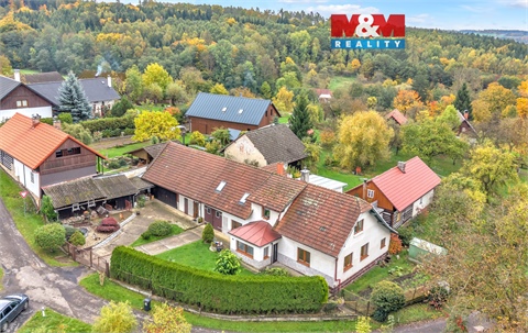 Prodej rodinného domu, 195 m² 0