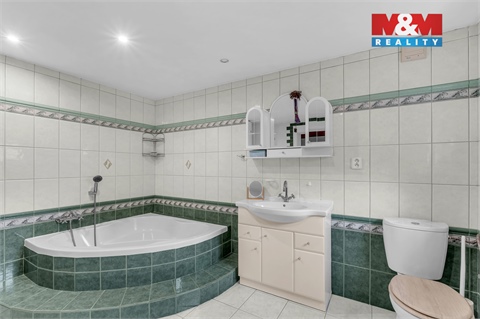 Prodej rodinného domu, 195 m² 20