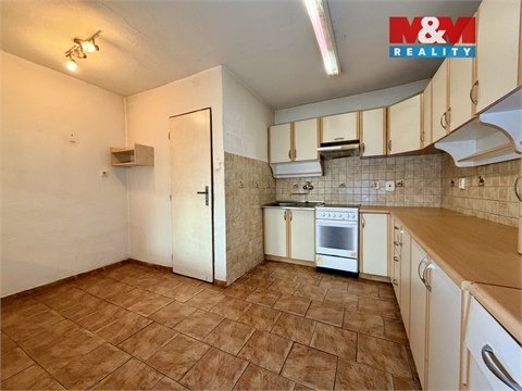 Prodej rodinného domu, 93 m² 2