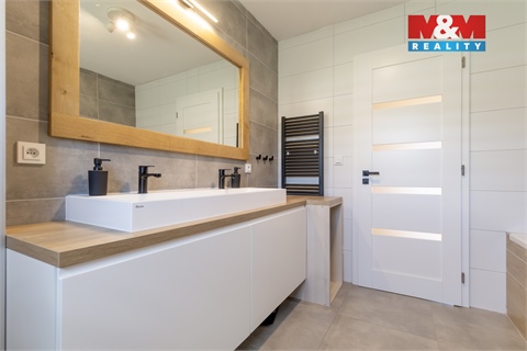 Prodej rodinného domu, 150 m² 14