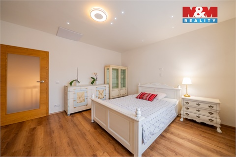 Prodej rodinného domu, 169 m² - 2