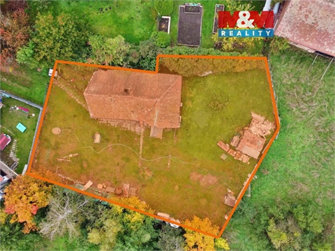 Prodej stavebního pozemku, 702 m² 0