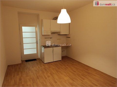 Pronájem bytu 1kk, 25 m² - 0