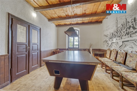 Prodej obchodních prostor, 633 m² 2