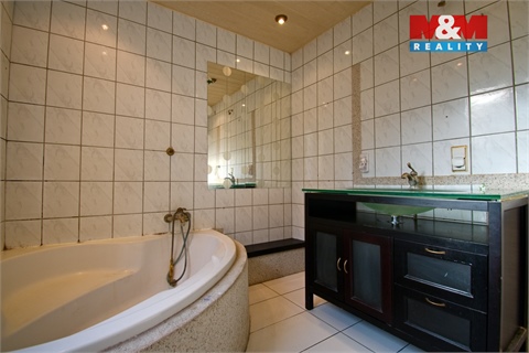 Prodej rodinného domu, 100 m² 6