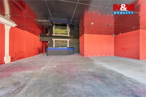 Pronájem obchodních prostor, 300 m² 2
