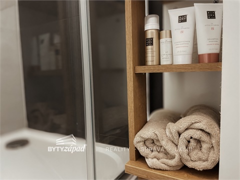 Prodej bytu 1kk, 34 m² 12