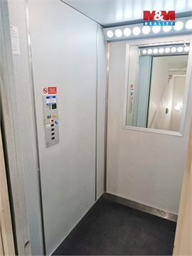 Pronájem kanceláře, 110 m² 14