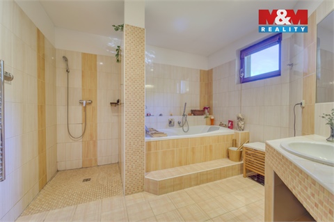 Prodej rodinného domu, 174 m² 8