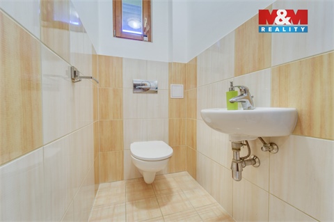 Prodej rodinného domu, 174 m² - 12