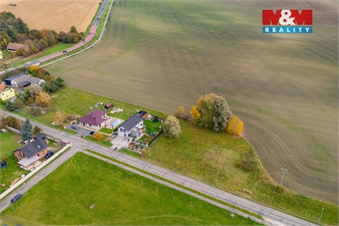 Prodej stavebního pozemku, 9 877 m² 2