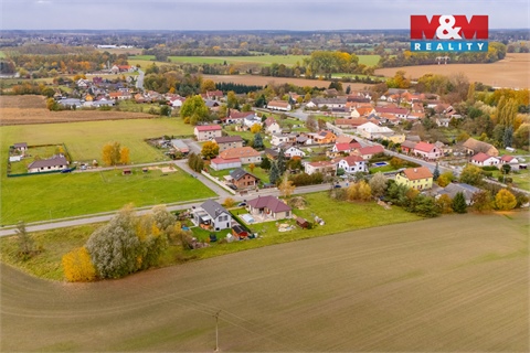 Prodej stavebního pozemku, 9 877 m² 6