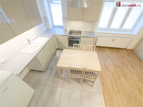 Pronájem bytu 1+1, 30 m² 10