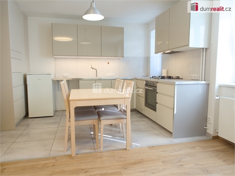 Pronájem bytu 1+1, 30 m² 4