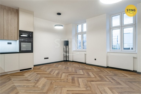 Pronájem bytu 3kk, 66 m² - 2
