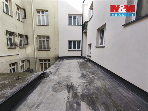 Pronájem kanceláře, 81 m² 8