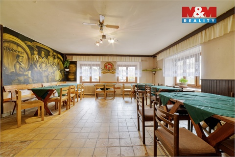 Prodej rodinného domu, 568 m² - 2