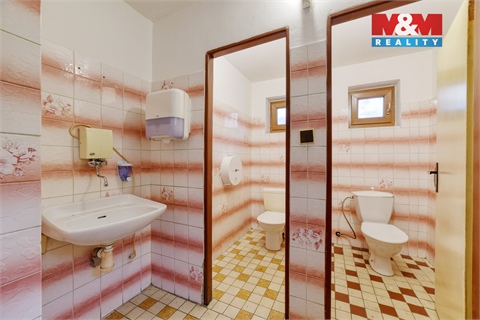 Prodej rodinného domu, 568 m² - 12