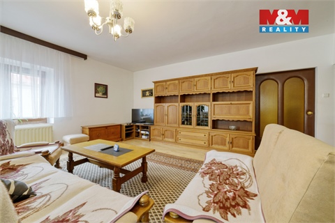 Prodej rodinného domu, 568 m² 28