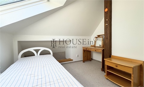 Pronájem rodinného domu, 239 m² 16