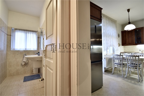 Pronájem rodinného domu, 239 m² 12