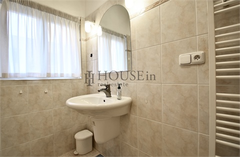 Pronájem rodinného domu, 239 m² - 12