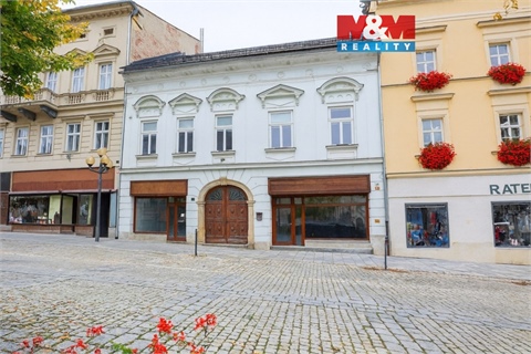 Prodej komerčního objektu, 1 160 m² 0