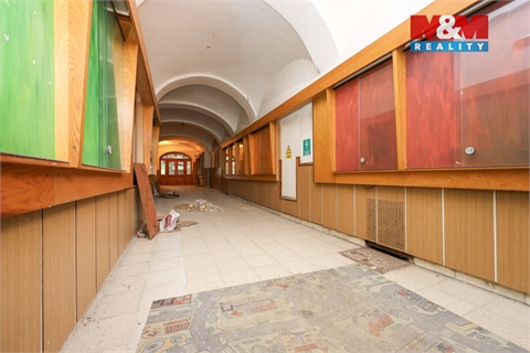 Prodej komerčního objektu, 1 160 m² - 28