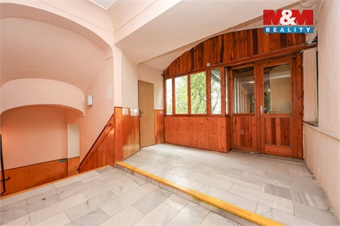 Prodej komerčního objektu, 1 160 m² - 14