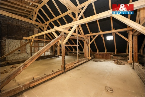 Prodej komerčního objektu, 1 160 m² - 10