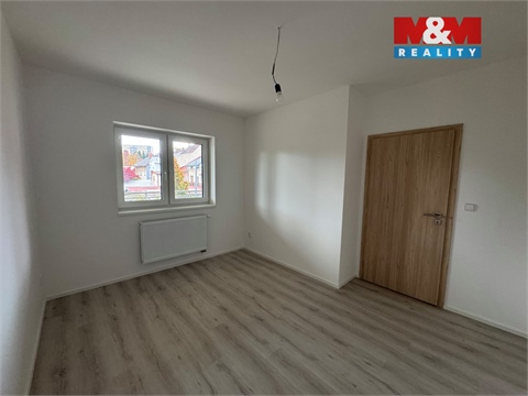 Pronájem bytu 3kk, 67 m² 12