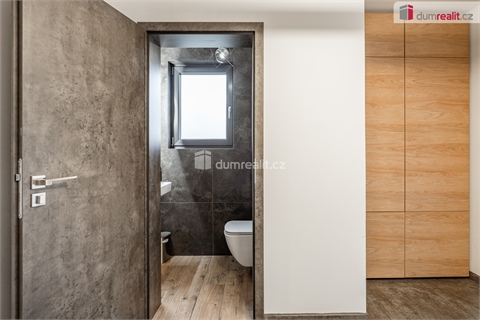 Prodej rodinného domu, 184 m² 6