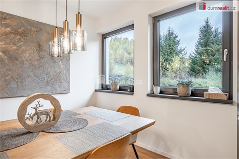 Prodej rodinného domu, 184 m² - 6