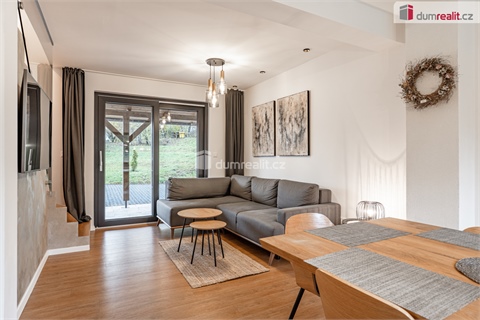 Prodej rodinného domu, 184 m² - 8