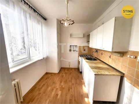 Pronájem bytu 1+1, 39 m² 0