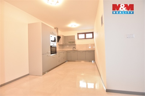 Pronájem bytu 4kk, 90 m² 4