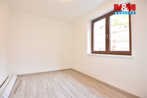Pronájem bytu 4kk, 90 m² - 12