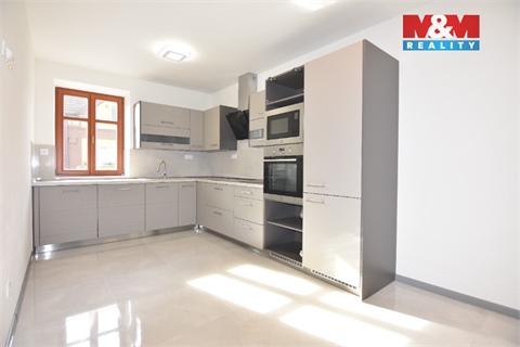 Pronájem bytu 4kk, 89 m² - 2