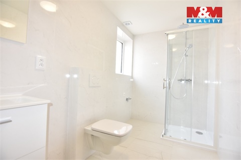 Pronájem bytu 4kk, 89 m² - 14